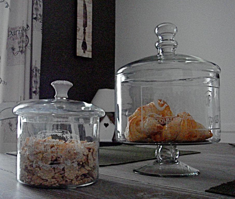 Chambres D'Hotes Le Pessac Vielmur-sur-Agout Room photo